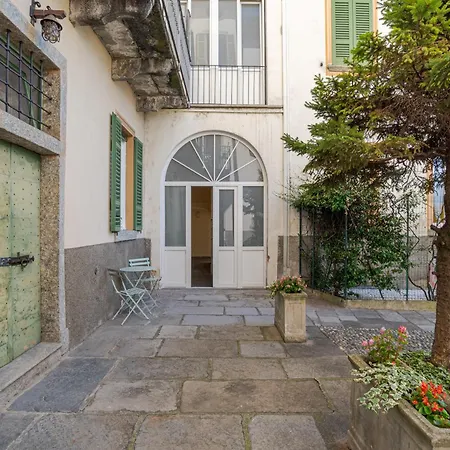 Casa Dell' Artista * Sala Comacina